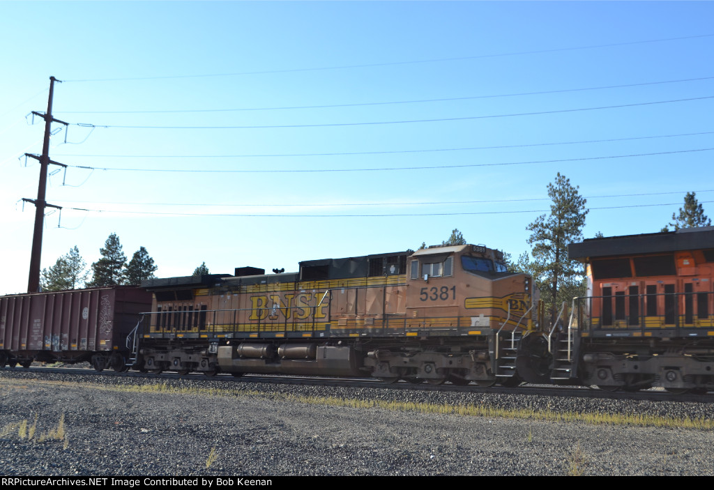 BNSF 5381